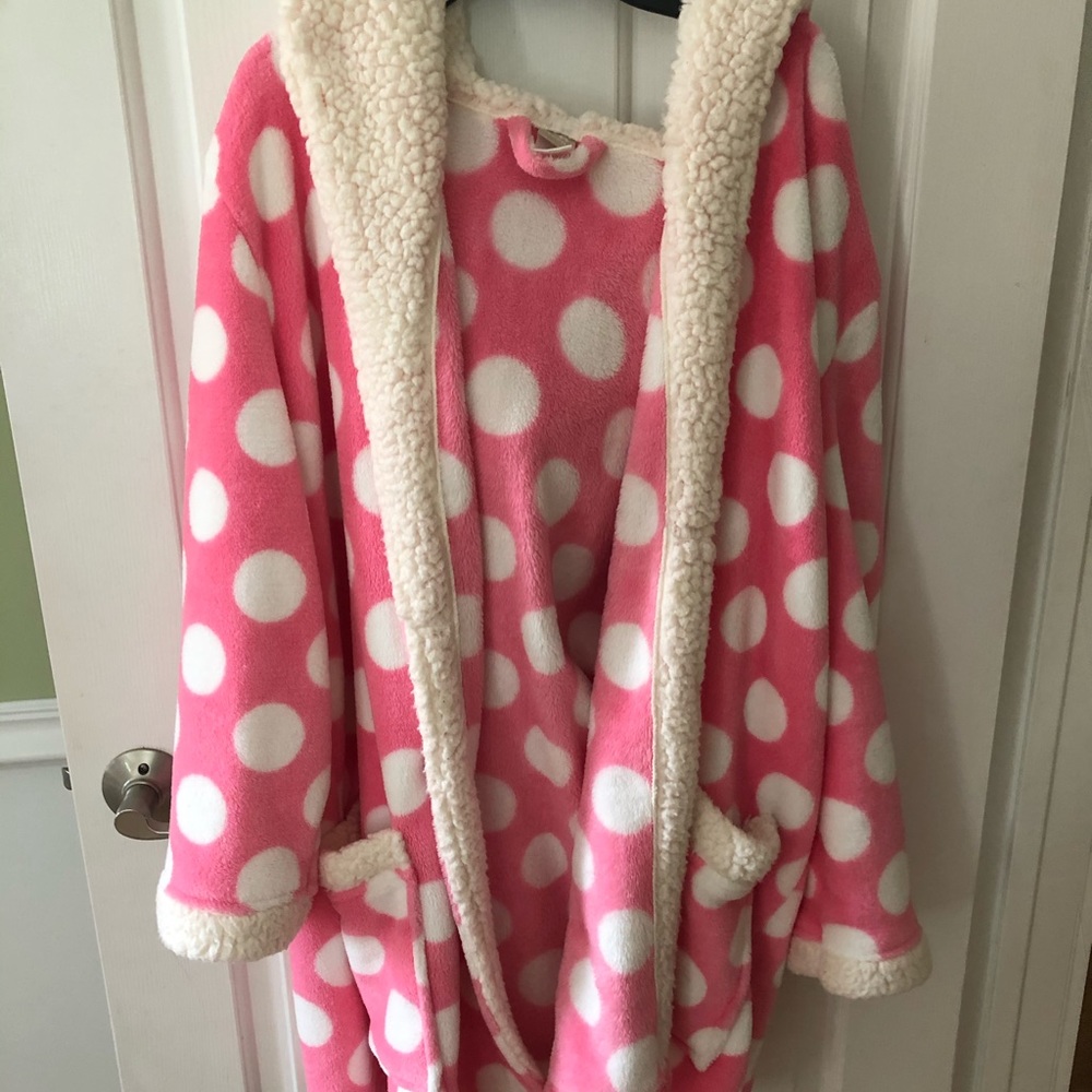PB teen hooded fuzzy robe